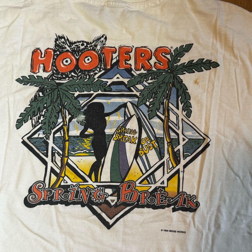 Vintage Hooters Spring Break Graphic Tee Columbia SC Single Stitch Beach Surg